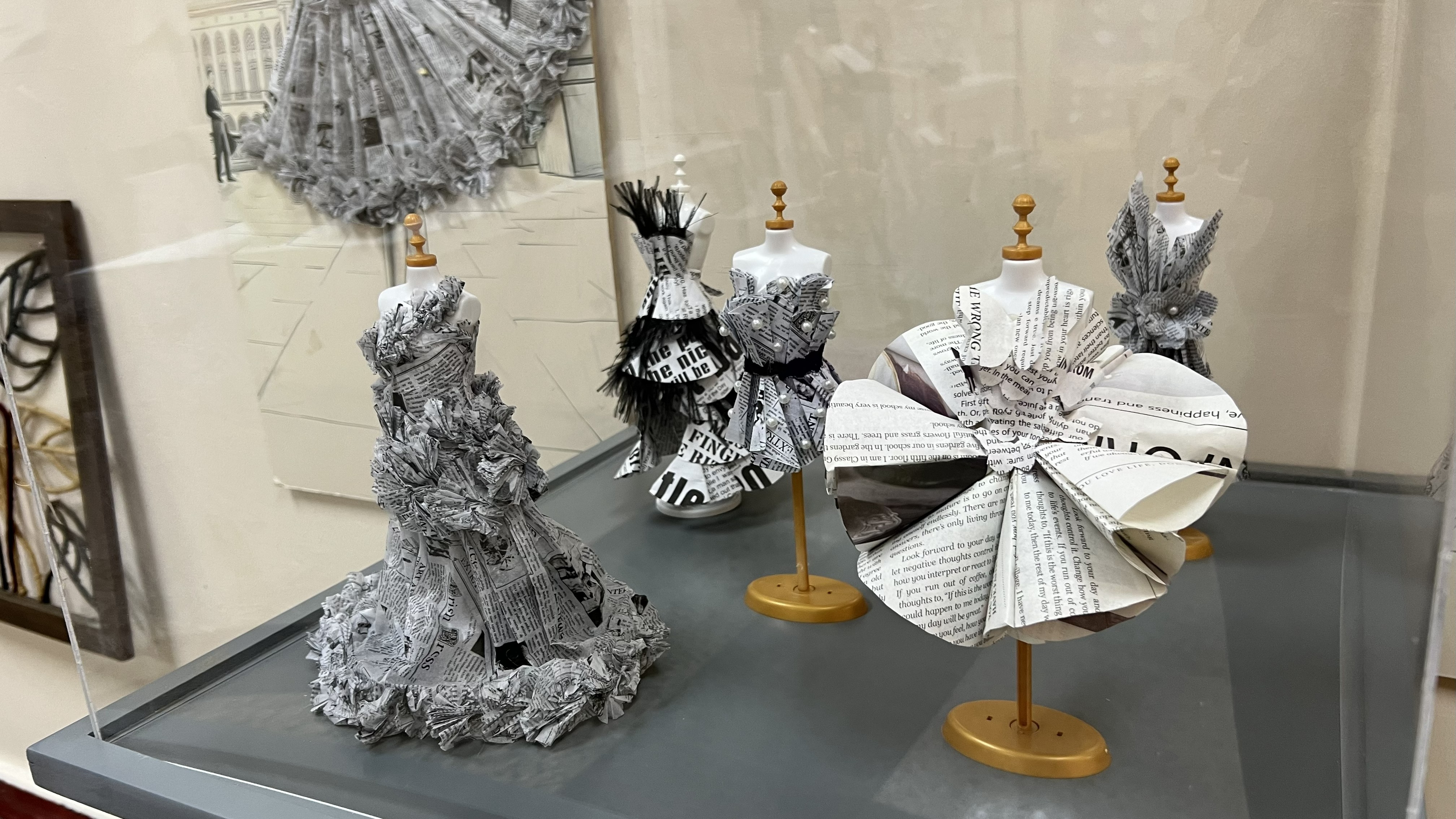 أحد أعمال متدربات الكلية5.jpeg